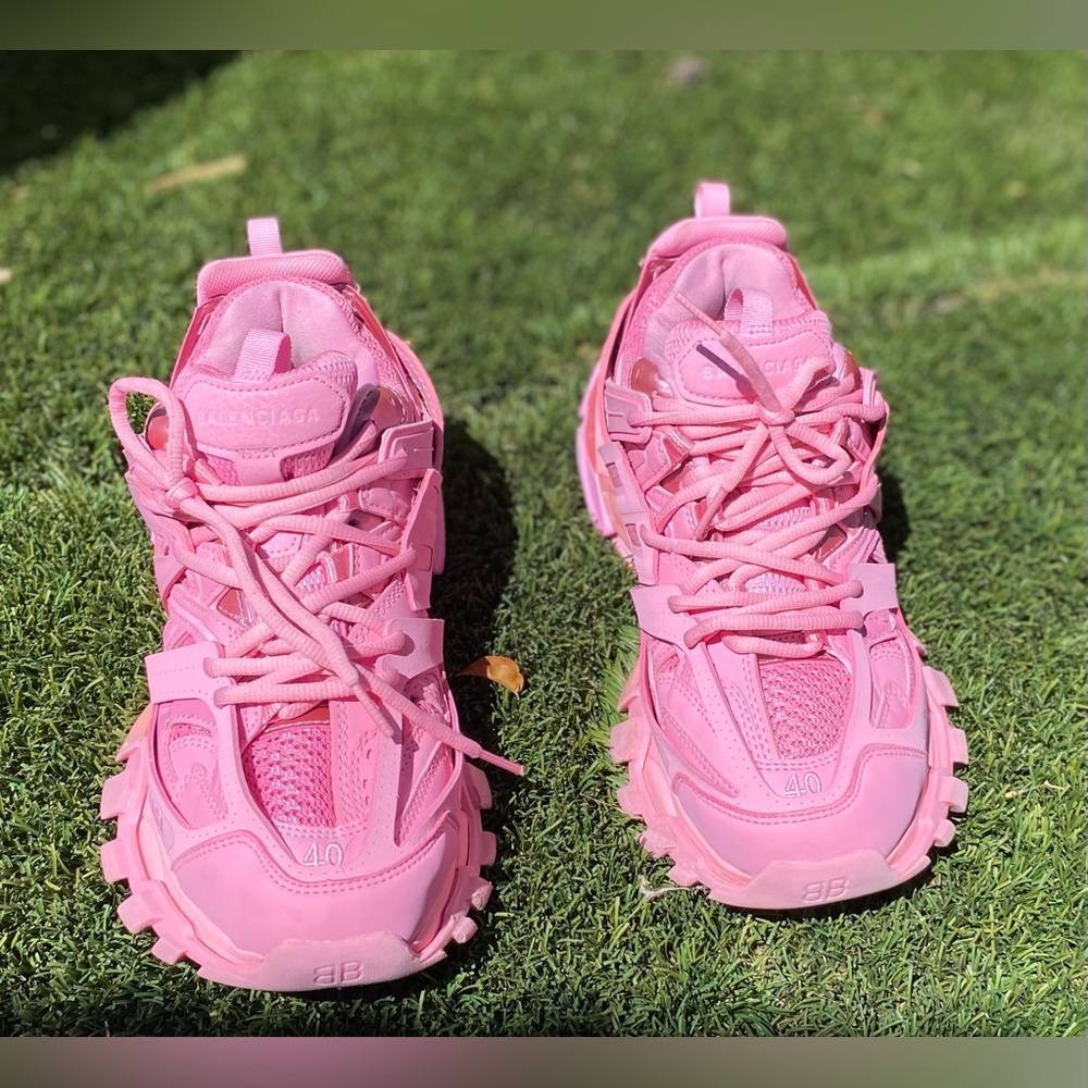 Balenciaga track